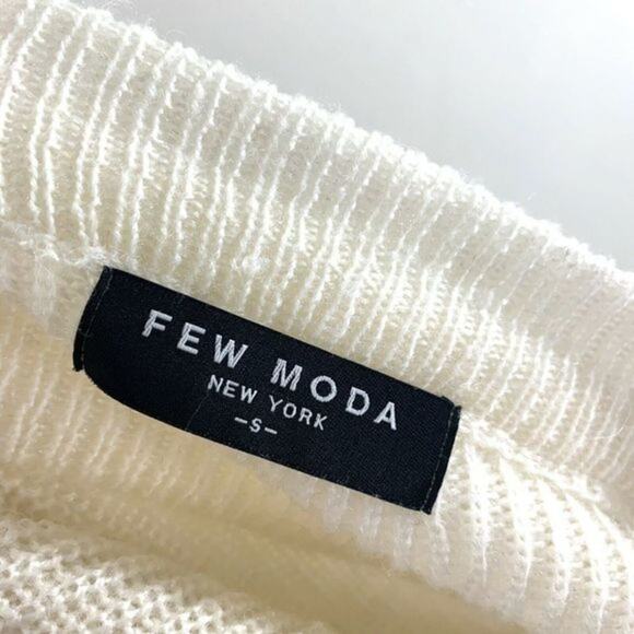 FEW MODA NEW YORK Sweater Size S Button Sleeve Crop Cream White - Picture 4 of 4